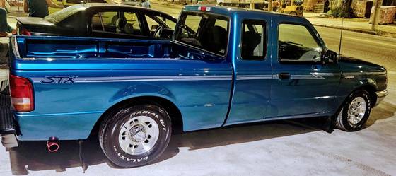 FORD RANGER 4.0 STX 4X2 CE V6 12V GASOLINA 2P MANUAL FORD RANGER 4.0 STX 4X2 CE V6 12V GASOLINA 2P MANUAL